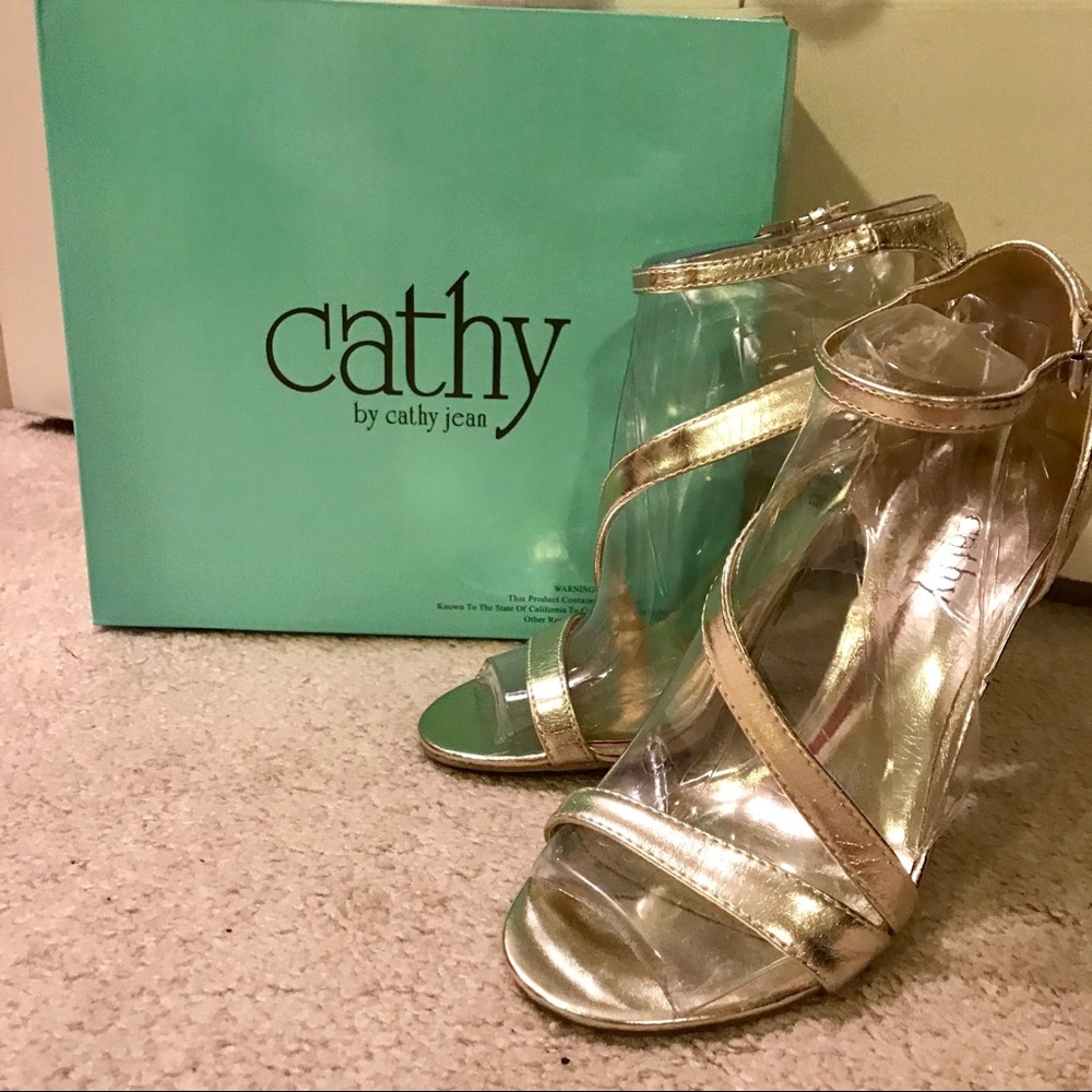 Cathy Jean Gold Strappy Sandals - 6